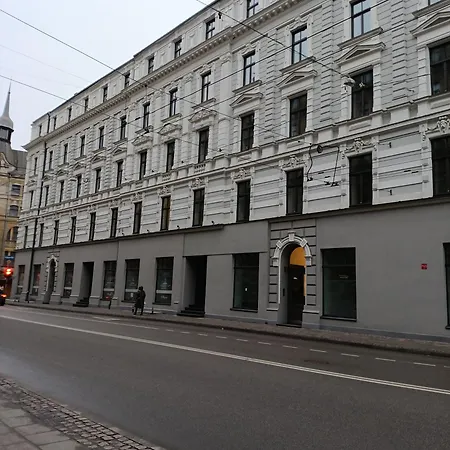 Opera With Air Conditioning In Location