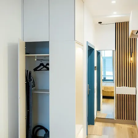 Opera With Air Conditioning In Location Apartment