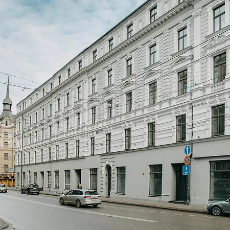 New I Opera I Air Conditioning I Location *