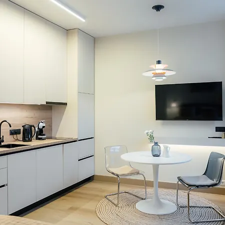 New I Opera I Air Conditioning I Location *